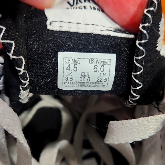 VANS Floral Plaid Patchwork HiTop Sneakers - Picture 5 of 7